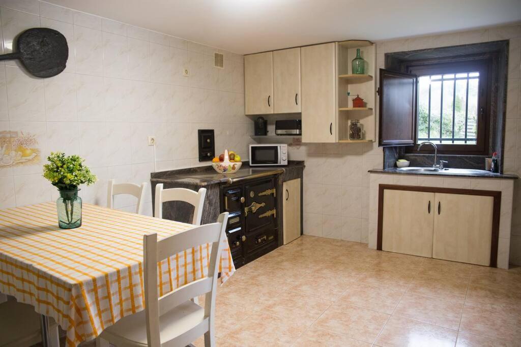 A Casa Da Moreira - Casa Rural En Ponte Maceira La Coruña Esterno foto
